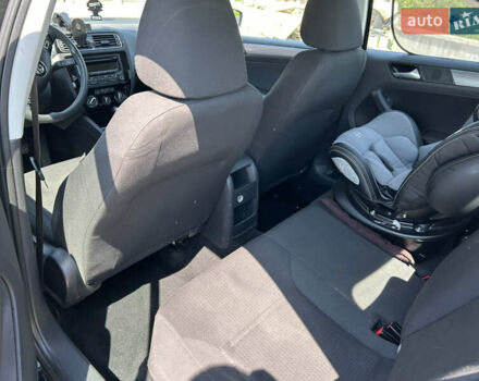 Черный Фольксваген Джетта, объемом двигателя 1.97 л и пробегом 170 тыс. км за 9000 $, фото 3 на Automoto.ua