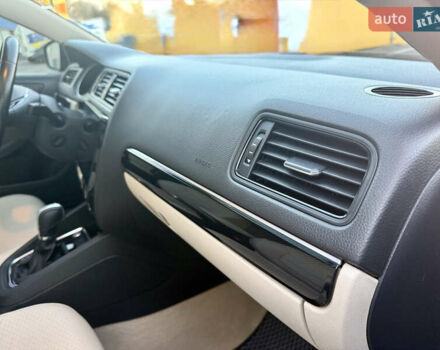 Черный Фольксваген Джетта, объемом двигателя 1.97 л и пробегом 173 тыс. км за 11300 $, фото 12 на Automoto.ua