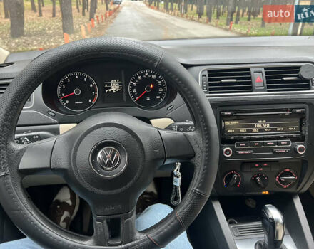 Черный Фольксваген Джетта, объемом двигателя 1.8 л и пробегом 200 тыс. км за 7499 $, фото 11 на Automoto.ua