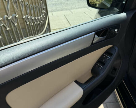 Черный Фольксваген Джетта, объемом двигателя 1.8 л и пробегом 206 тыс. км за 9900 $, фото 5 на Automoto.ua