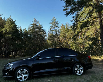 Черный Фольксваген Джетта, объемом двигателя 1.8 л и пробегом 134 тыс. км за 12000 $, фото 4 на Automoto.ua