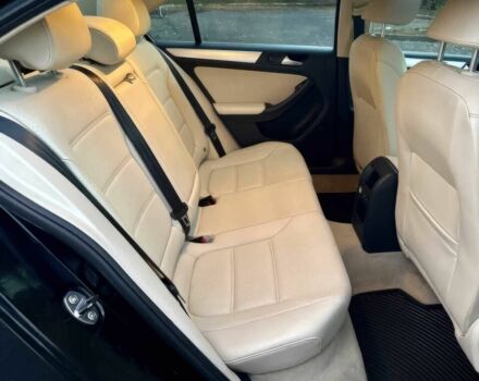 Черный Фольксваген Джетта, объемом двигателя 1.8 л и пробегом 86 тыс. км за 7000 $, фото 13 на Automoto.ua