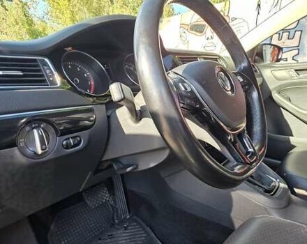 Черный Фольксваген Джетта, объемом двигателя 1.8 л и пробегом 115 тыс. км за 9700 $, фото 20 на Automoto.ua