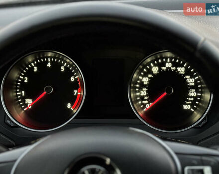 Черный Фольксваген Джетта, объемом двигателя 1.8 л и пробегом 149 тыс. км за 8500 $, фото 21 на Automoto.ua