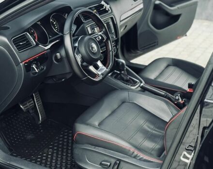 Чорний Фольксваген Джетта, об'ємом двигуна 2 л та пробігом 170 тис. км за 12500 $, фото 1 на Automoto.ua