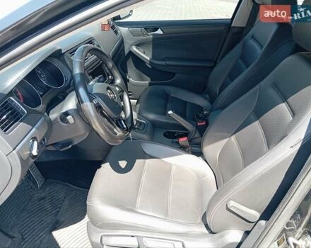 Фольксваген Джетта 2015 в Одессе на Automoto.ua Черный Фольксваген Джетта, объемом двигателя 1.8 л и пробегом 205 тыс. км за 9999 $, фото 10 на Automoto.ua
