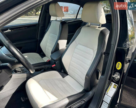 Черный Фольксваген Джетта, объемом двигателя 1.8 л и пробегом 118 тыс. км за 9500 $, фото 8 на Automoto.ua