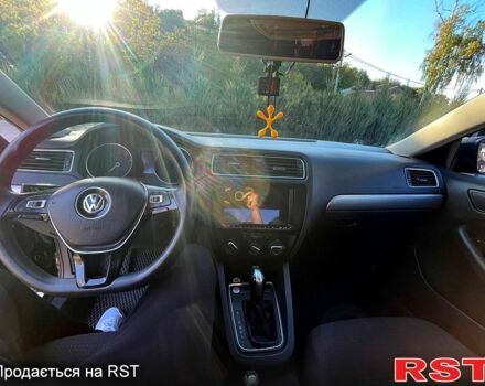 Черный Фольксваген Джетта, объемом двигателя 1.8 л и пробегом 185 тыс. км за 10500 $, фото 3 на Automoto.ua