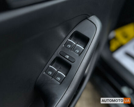 Черный Фольксваген Джетта, объемом двигателя 2 л и пробегом 206 тыс. км за 11400 $, фото 16 на Automoto.ua