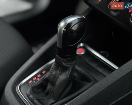 Черный Фольксваген Джетта, объемом двигателя 1.8 л и пробегом 149 тыс. км за 8500 $, фото 23 на Automoto.ua