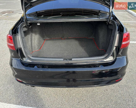 Черный Фольксваген Джетта, объемом двигателя 1.8 л и пробегом 270 тыс. км за 10000 $, фото 15 на Automoto.ua