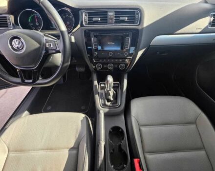 Черный Фольксваген Джетта, объемом двигателя 1.8 л и пробегом 72 тыс. км за 6400 $, фото 5 на Automoto.ua