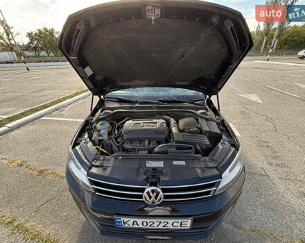 Черный Фольксваген Джетта, объемом двигателя 1.8 л и пробегом 270 тыс. км за 10000 $, фото 13 на Automoto.ua