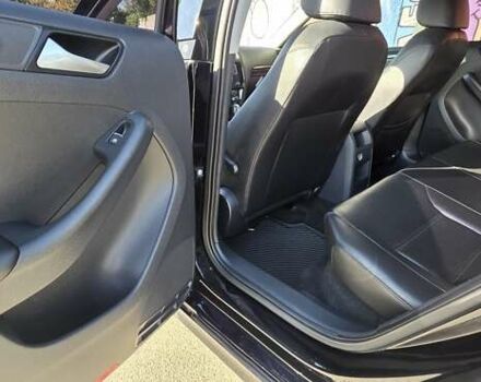 Черный Фольксваген Джетта, объемом двигателя 1.8 л и пробегом 115 тыс. км за 9700 $, фото 23 на Automoto.ua