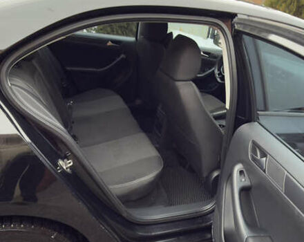 Черный Фольксваген Джетта, объемом двигателя 1.98 л и пробегом 233 тыс. км за 9200 $, фото 6 на Automoto.ua