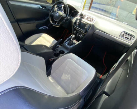 Черный Фольксваген Джетта, объемом двигателя 1.8 л и пробегом 180 тыс. км за 11500 $, фото 17 на Automoto.ua