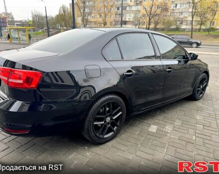 Фольксваген Джетта 2015 у Дніпро (Дніпропетровську) на Automoto.ua Чорний Фольксваген Джетта, об'ємом двигуна 2 л та пробігом 160 тис. км за 10999 $, фото 5 на Automoto.ua