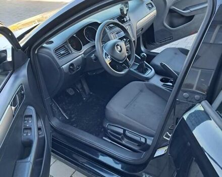 Черный Фольксваген Джетта, объемом двигателя 1.4 л и пробегом 126 тыс. км за 9700 $, фото 34 на Automoto.ua