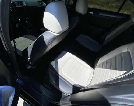 Черный Фольксваген Джетта, объемом двигателя 1.8 л и пробегом 180 тыс. км за 11500 $, фото 19 на Automoto.ua