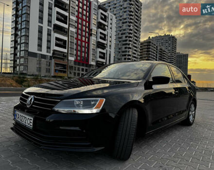 Черный Фольксваген Джетта, объемом двигателя 1.8 л и пробегом 270 тыс. км за 10000 $, фото 5 на Automoto.ua