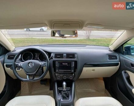 Черный Фольксваген Джетта, объемом двигателя 1.6 л и пробегом 148 тыс. км за 13700 $, фото 9 на Automoto.ua