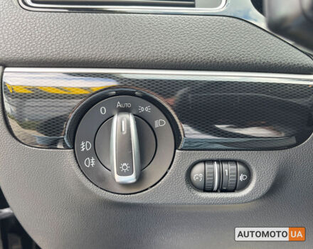 Черный Фольксваген Джетта, объемом двигателя 1.6 л и пробегом 130 тыс. км за 14000 $, фото 12 на Automoto.ua