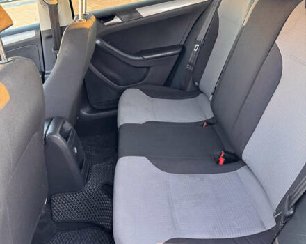 Чорний Фольксваген Джетта, об'ємом двигуна 1.4 л та пробігом 149 тис. км за 9700 $, фото 22 на Automoto.ua