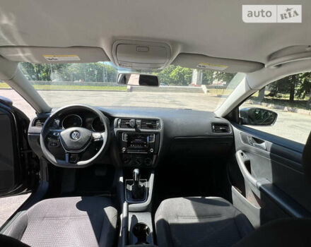 Черный Фольксваген Джетта, объемом двигателя 1.39 л и пробегом 150 тыс. км за 8500 $, фото 11 на Automoto.ua