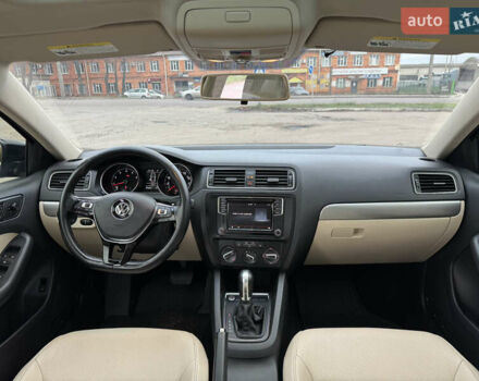 Черный Фольксваген Джетта, объемом двигателя 1.4 л и пробегом 80 тыс. км за 12200 $, фото 11 на Automoto.ua