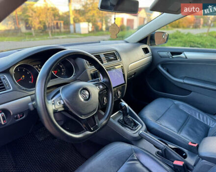 Чорний Фольксваген Джетта, об'ємом двигуна 1.4 л та пробігом 190 тис. км за 8500 $, фото 5 на Automoto.ua