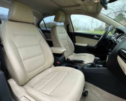 Черный Фольксваген Джетта, объемом двигателя 1.8 л и пробегом 74 тыс. км за 2000 $, фото 8 на Automoto.ua