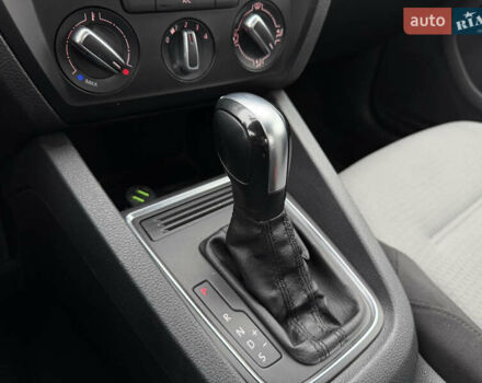 Черный Фольксваген Джетта, объемом двигателя 1.4 л и пробегом 139 тыс. км за 10800 $, фото 18 на Automoto.ua