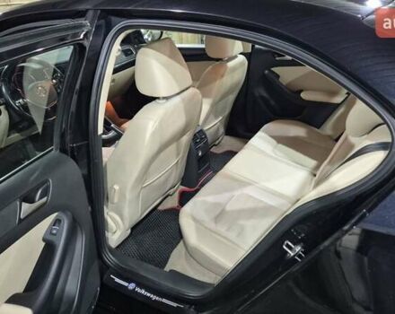 Чорний Фольксваген Джетта, об'ємом двигуна 1.6 л та пробігом 192 тис. км за 12200 $, фото 7 на Automoto.ua