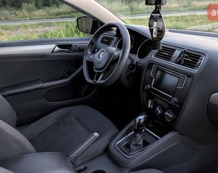 Чорний Фольксваген Джетта, об'ємом двигуна 1.4 л та пробігом 170 тис. км за 10200 $, фото 13 на Automoto.ua