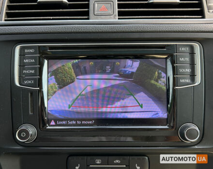 Черный Фольксваген Джетта, объемом двигателя 1.4 л и пробегом 129 тыс. км за 11500 $, фото 21 на Automoto.ua