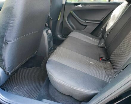 Черный Фольксваген Джетта, объемом двигателя 1.4 л и пробегом 140 тыс. км за 10399 $, фото 9 на Automoto.ua