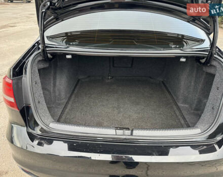 Черный Фольксваген Джетта, объемом двигателя 1.4 л и пробегом 80 тыс. км за 12200 $, фото 8 на Automoto.ua