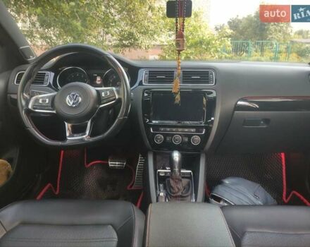 Черный Фольксваген Джетта, объемом двигателя 2 л и пробегом 178 тыс. км за 15500 $, фото 7 на Automoto.ua