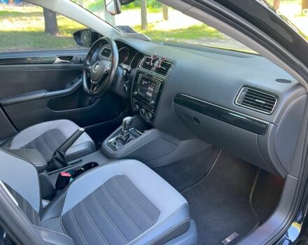 Черный Фольксваген Джетта, объемом двигателя 1.6 л и пробегом 214 тыс. км за 11740 $, фото 20 на Automoto.ua