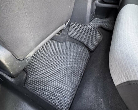 Чорний Фольксваген Джетта, об'ємом двигуна 1.4 л та пробігом 149 тис. км за 9700 $, фото 27 на Automoto.ua