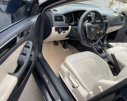 Черный Фольксваген Джетта, объемом двигателя 1.6 л и пробегом 175 тыс. км за 10777 $, фото 16 на Automoto.ua