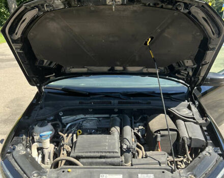 Черный Фольксваген Джетта, объемом двигателя 1.39 л и пробегом 150 тыс. км за 8500 $, фото 14 на Automoto.ua