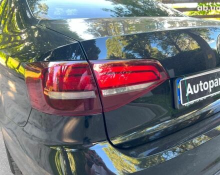 Черный Фольксваген Джетта, объемом двигателя 1.6 л и пробегом 214 тыс. км за 11740 $, фото 24 на Automoto.ua