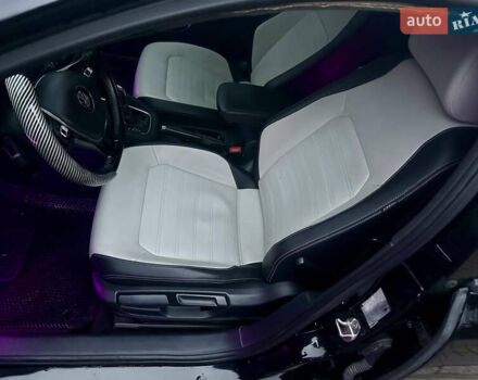 Черный Фольксваген Джетта, объемом двигателя 1.8 л и пробегом 90 тыс. км за 11500 $, фото 13 на Automoto.ua