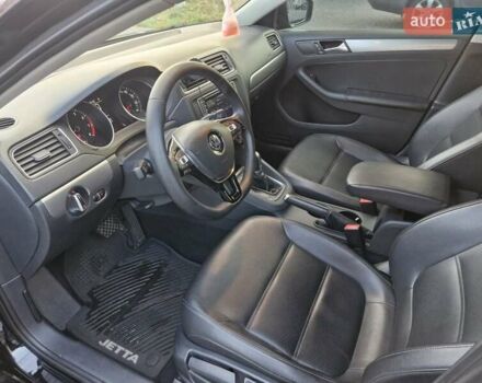 Чорний Фольксваген Джетта, об'ємом двигуна 1.4 л та пробігом 130 тис. км за 10700 $, фото 13 на Automoto.ua