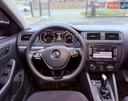 Чорний Фольксваген Джетта, об'ємом двигуна 1.8 л та пробігом 105 тис. км за 10500 $, фото 10 на Automoto.ua