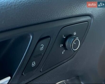 Черный Фольксваген Джетта, объемом двигателя 1.6 л и пробегом 148 тыс. км за 13700 $, фото 15 на Automoto.ua