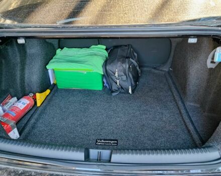 Черный Фольксваген Джетта, объемом двигателя 1.4 л и пробегом 140 тыс. км за 10399 $, фото 10 на Automoto.ua