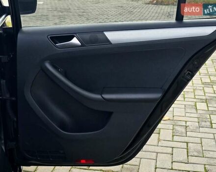 Черный Фольксваген Джетта, объемом двигателя 1.4 л и пробегом 126 тыс. км за 8900 $, фото 25 на Automoto.ua