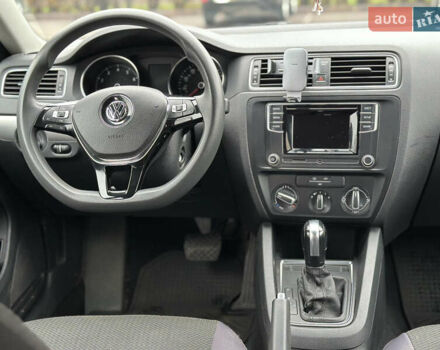 Черный Фольксваген Джетта, объемом двигателя 1.4 л и пробегом 175 тыс. км за 8999 $, фото 25 на Automoto.ua